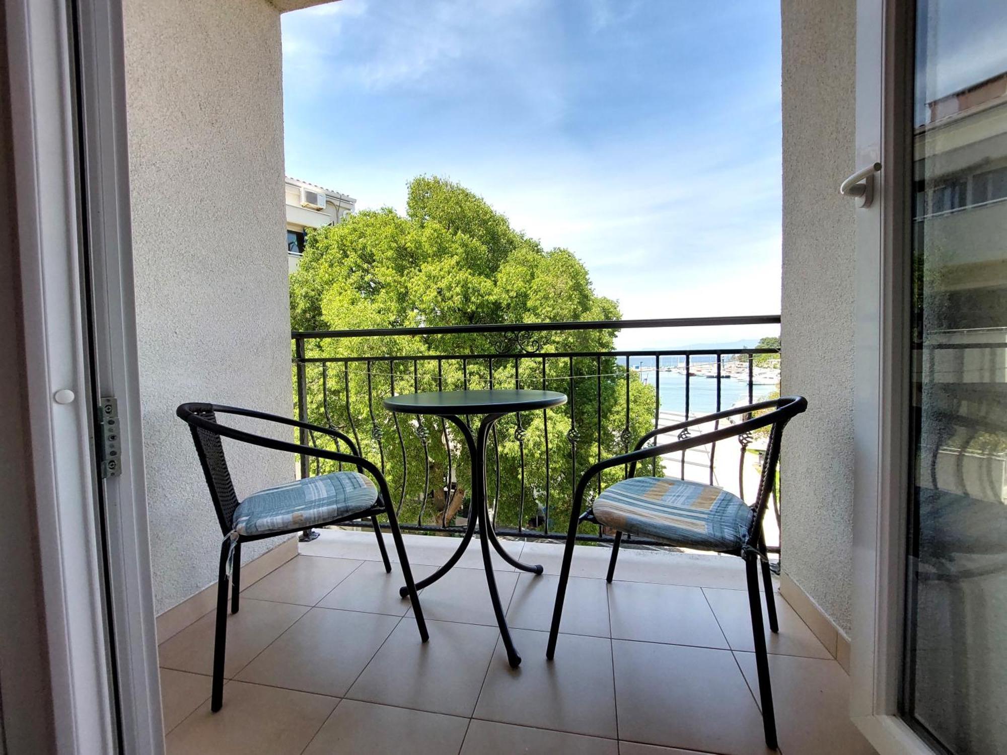 Apartment Dumica Malinska Ngoại thất bức ảnh
